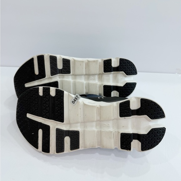 In Running Cloudrunner 2 Women’s Shoes - Missing insole - Picture 11 of 11